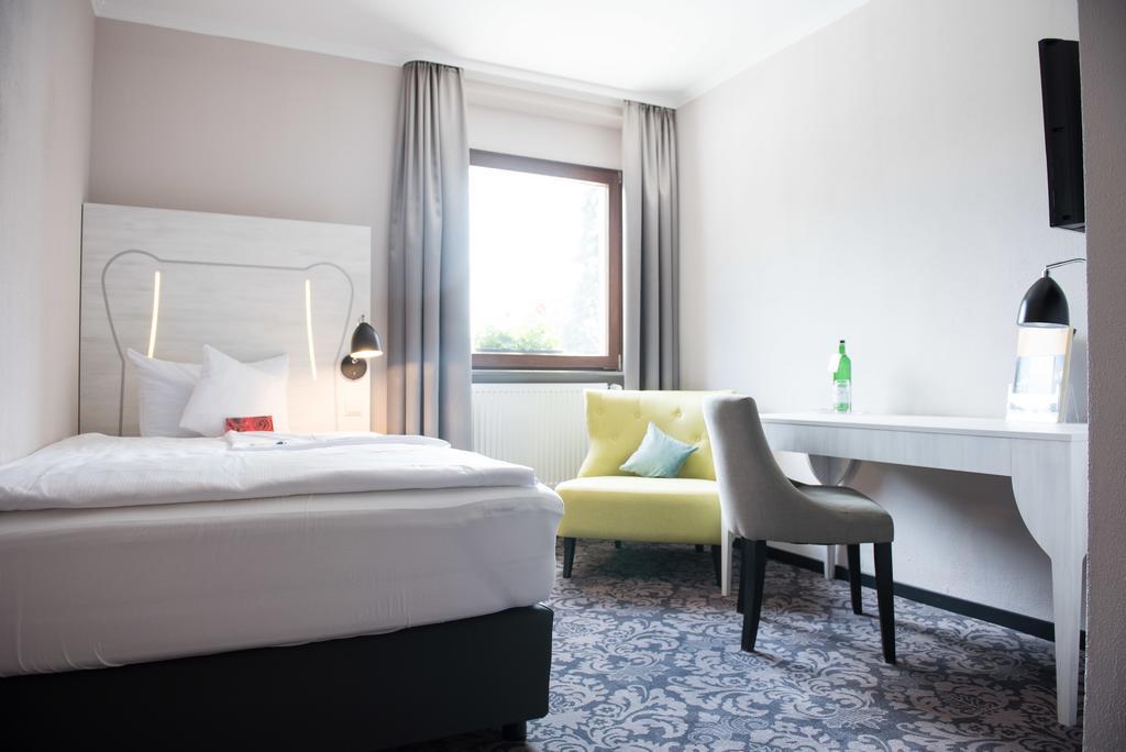 Parkhotel Schillerhain Kirchheimbolanden Esterno foto
