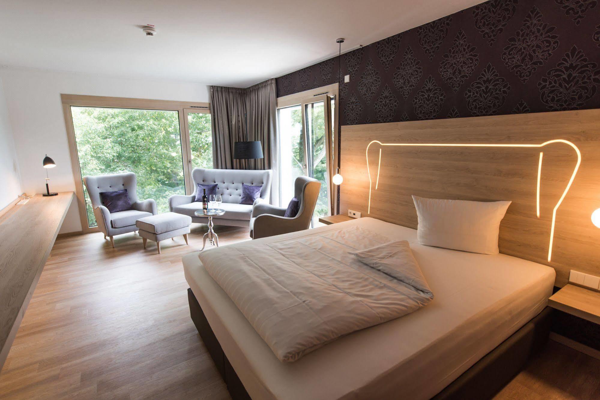 Parkhotel Schillerhain Kirchheimbolanden Esterno foto